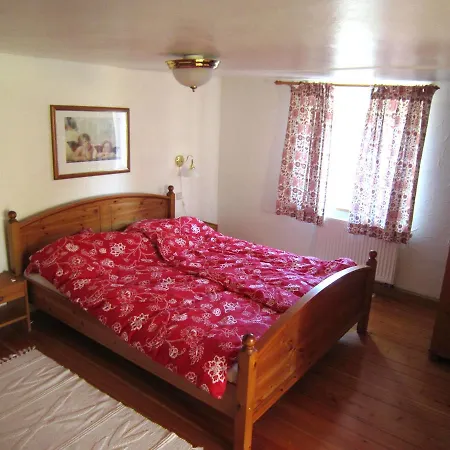 Ferienappartments Kirchhof Apartment Sallmannshausen