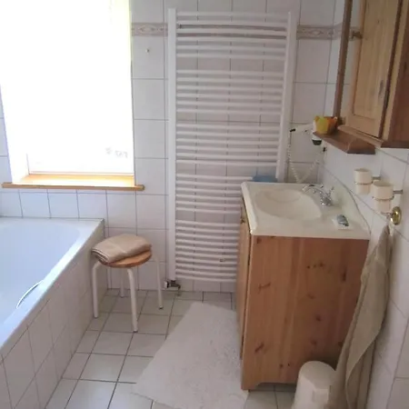 Apartment Ferienappartments Kirchhof Sallmannshausen